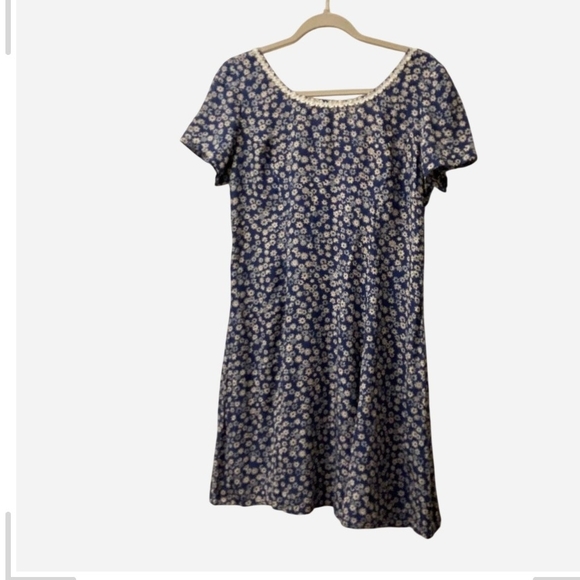 Ann Taylor Dresses & Skirts - Vintage Floral Blue Dress